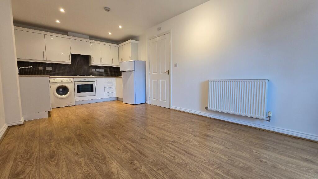 Main image of property: Huxley Court, Stratford-Upon-Avon, Warwickshire, CV37