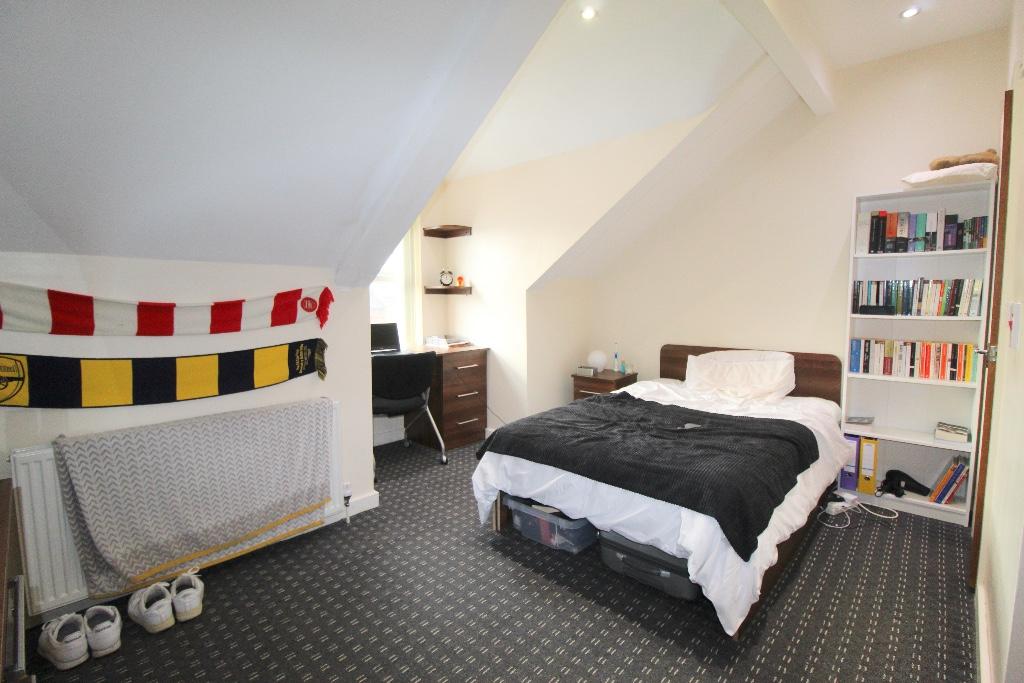 Main image of property: Hessle Mount, Leeds, West Yorkshire, LS6