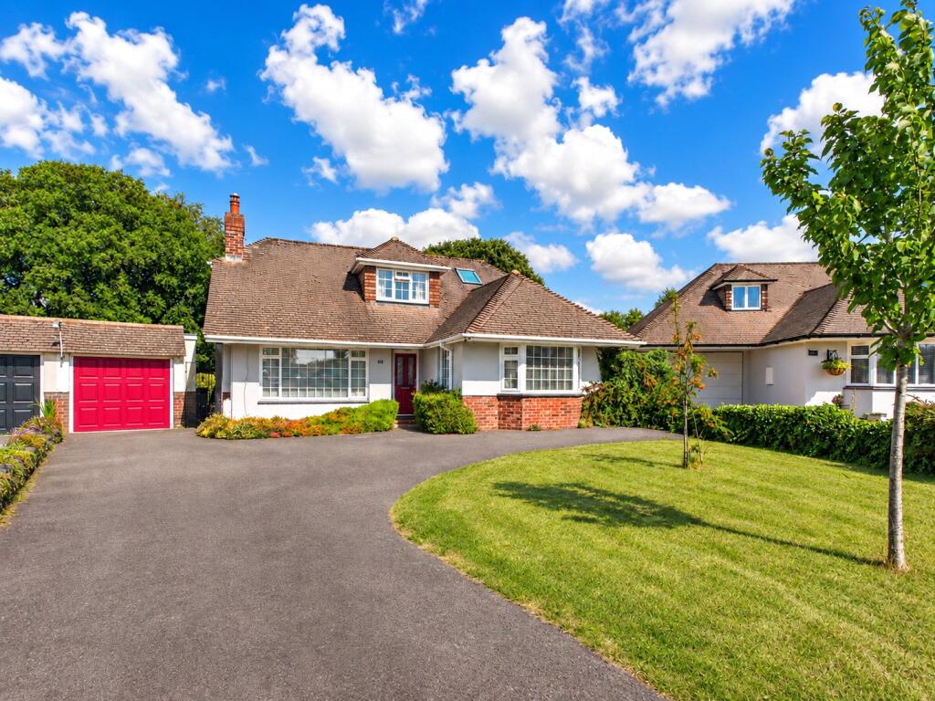Main image of property: Rossley Close, Highcliffe, Christchurch, Dorset, BH23