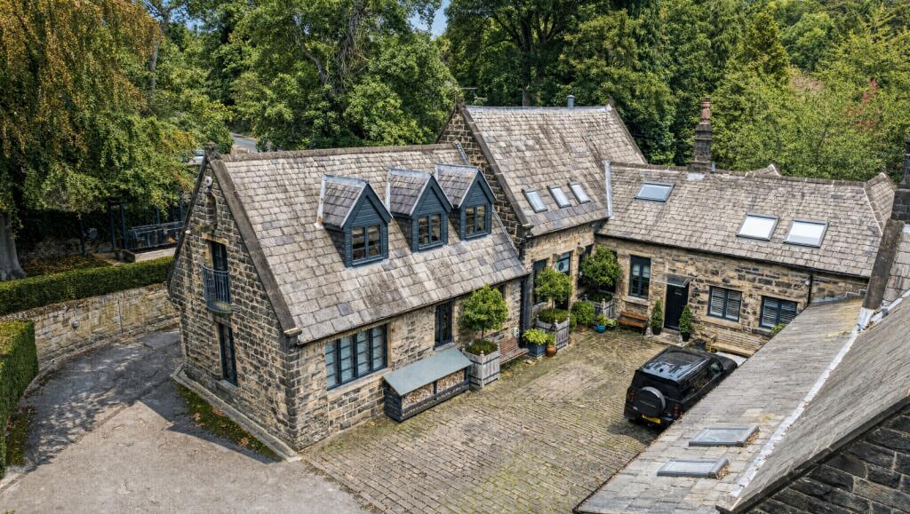 Main image of property: Woodleigh Hall View, Woodlands Drive, Rawdon, Leeds, LS19