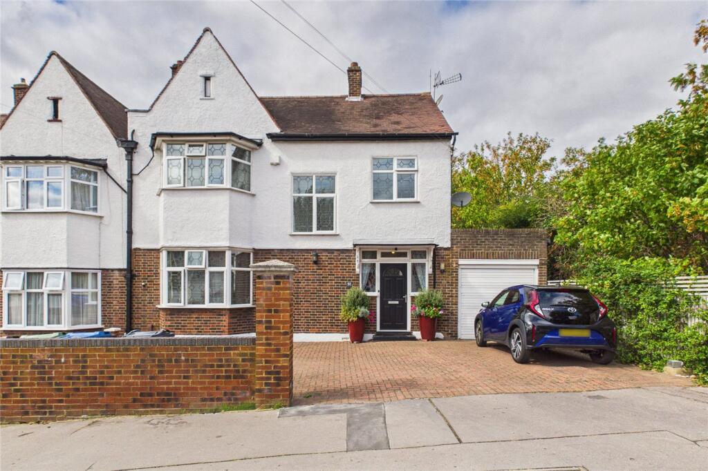 Main image of property: Norbury Hill, London, SW16