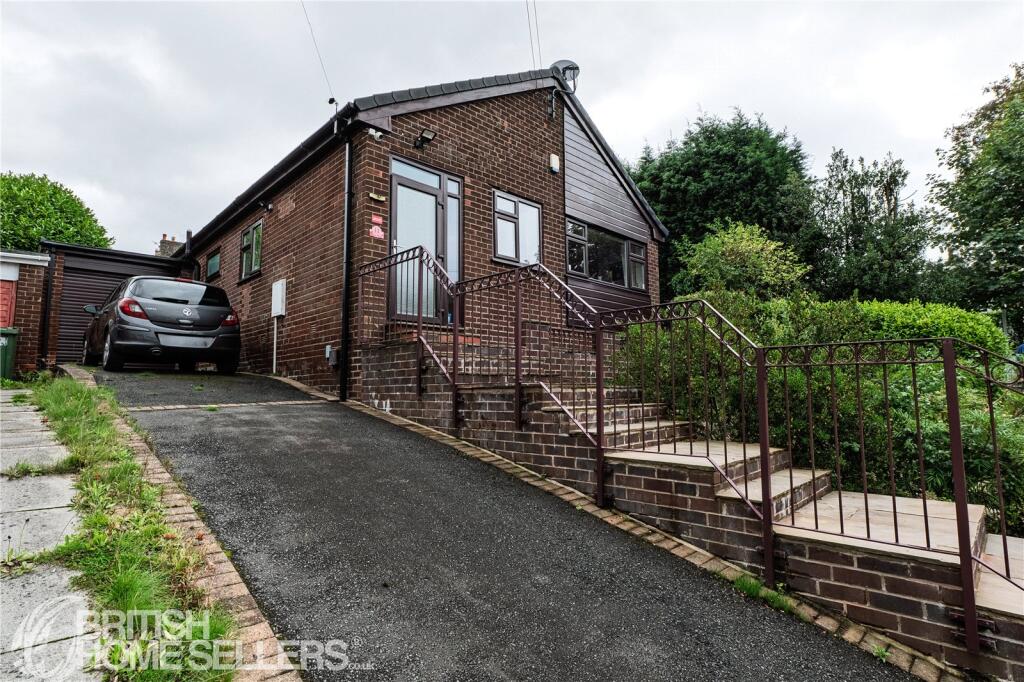 Main image of property: The Mall, Stalybridge, Greater Manchester, SK15
