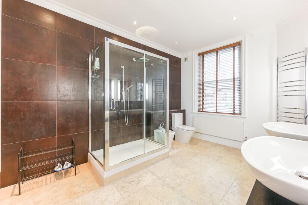 Main image of property: Cadogan Court Gardens, Chelsea, London, SW1X
