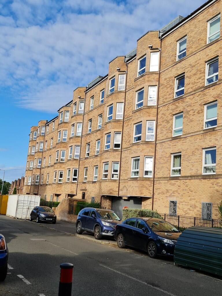 Main image of property: SHAWLANDS, TANTALLON ROAD, UNFURNISHED G41 3BN