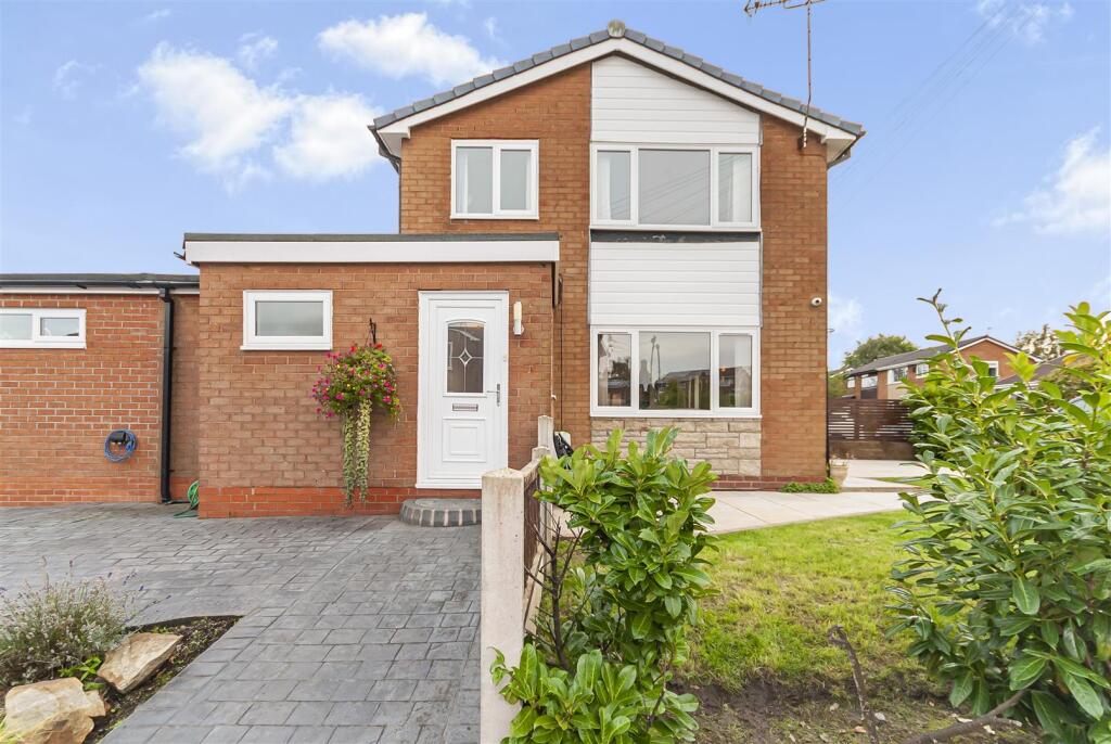 Main image of property: Cotswold Close, Ramsbottom, Bury
