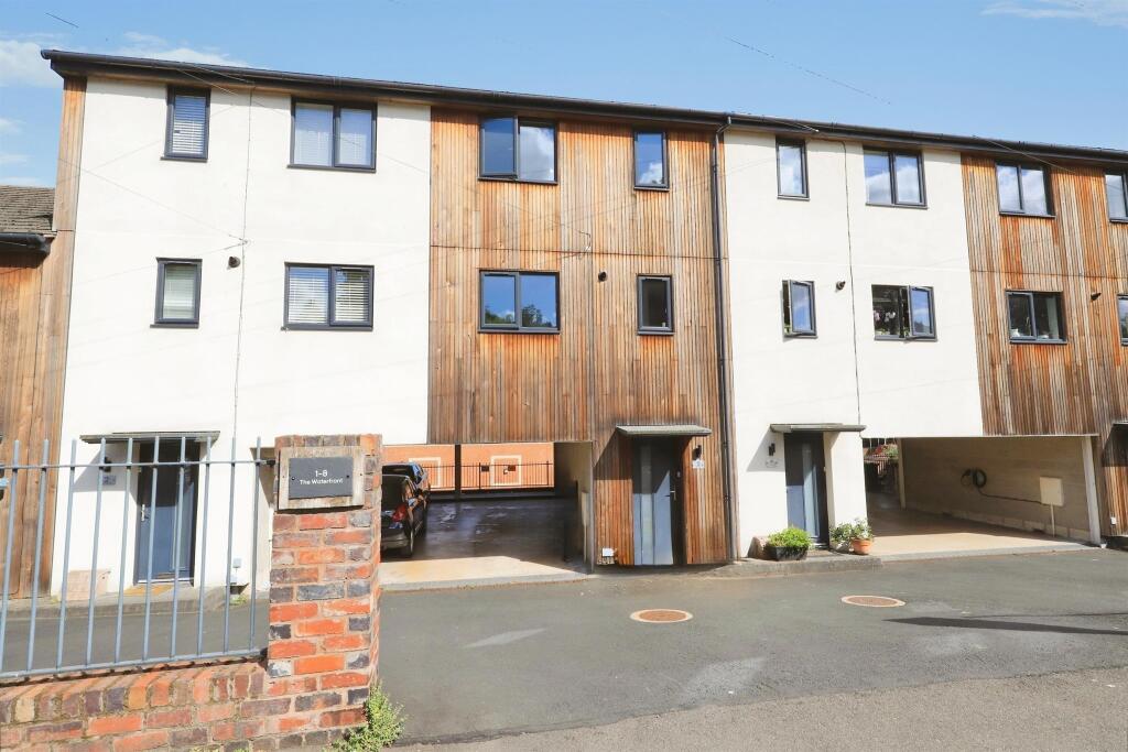 Main image of property: Park Lane, Kidderminster