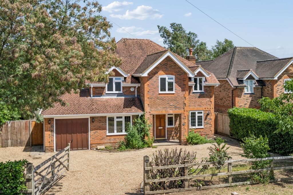 Main image of property: Denham Lane, Chalfont St Peter SL9 