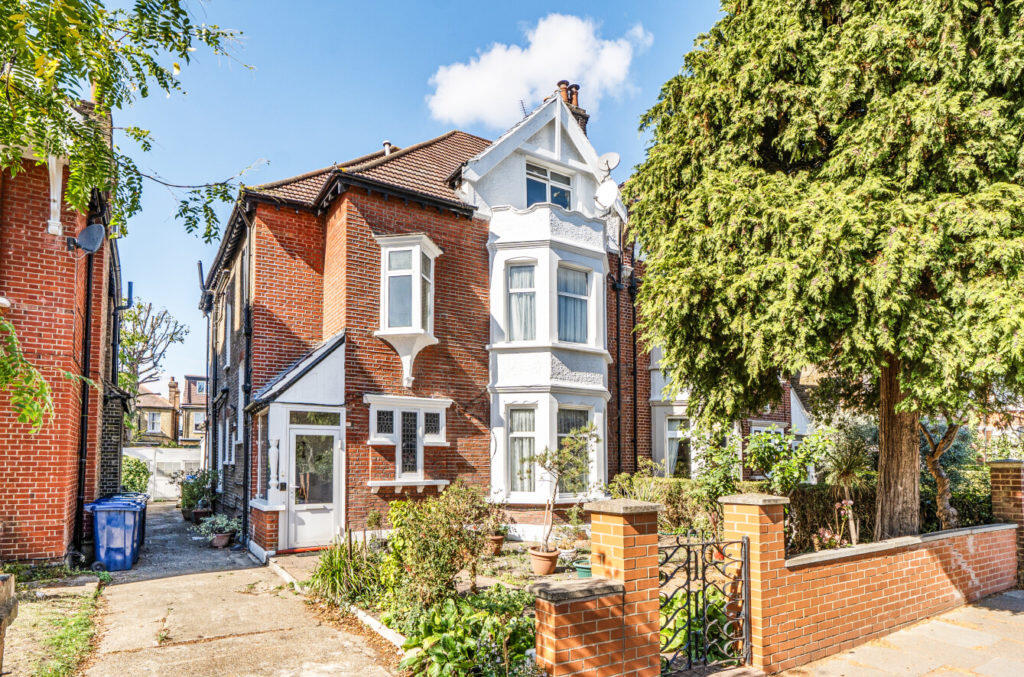 Main image of property: Birch Grove, Acton, W3