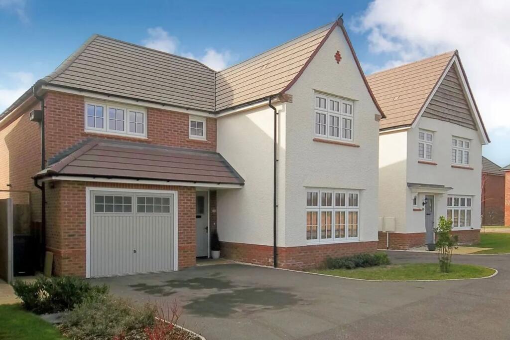 Main image of property: Augustus Close, Nuneaton, CV11