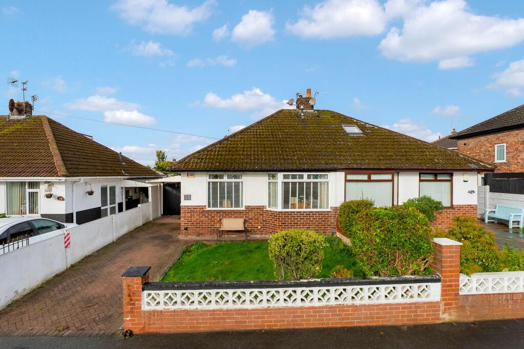 Main image of property: Fieldway, Widnes, WA8