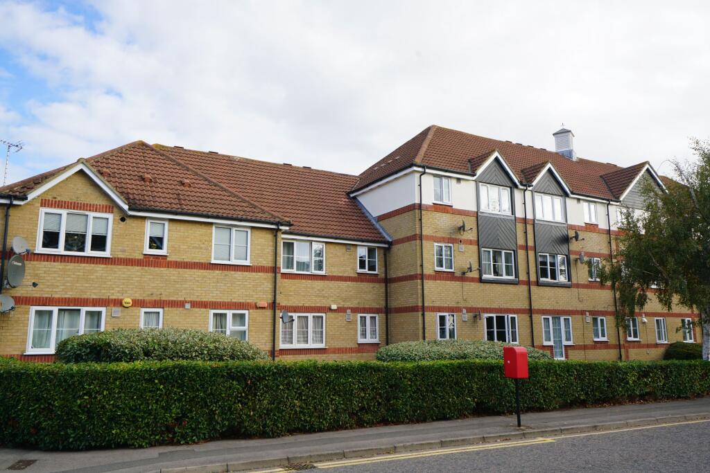Main image of property: Hove Close, Grays