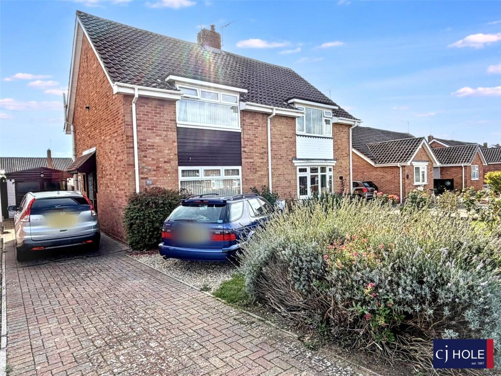 Main image of property: Chosen Way, Hucclecote, Gloucester, GL3
