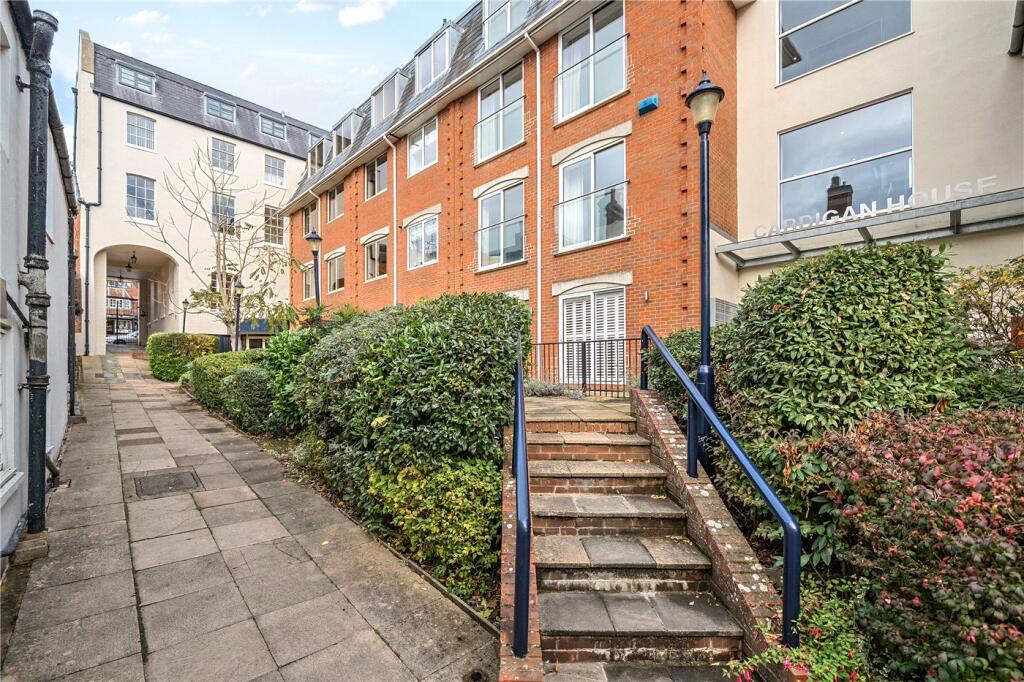 Main image of property: Ailesbury Court, High Street, Marlborough, Wiltshire, SN8