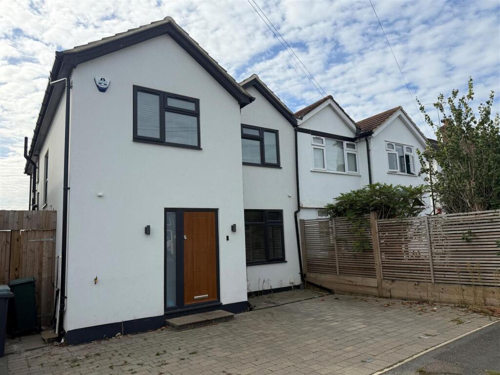 Main image of property: Fuller Way, Croxley Green, Rickmansworth