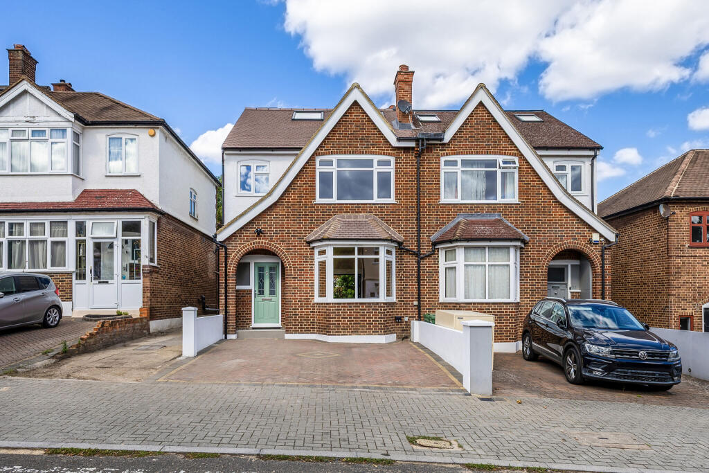 Main image of property: Eylewood Road, London, SE27