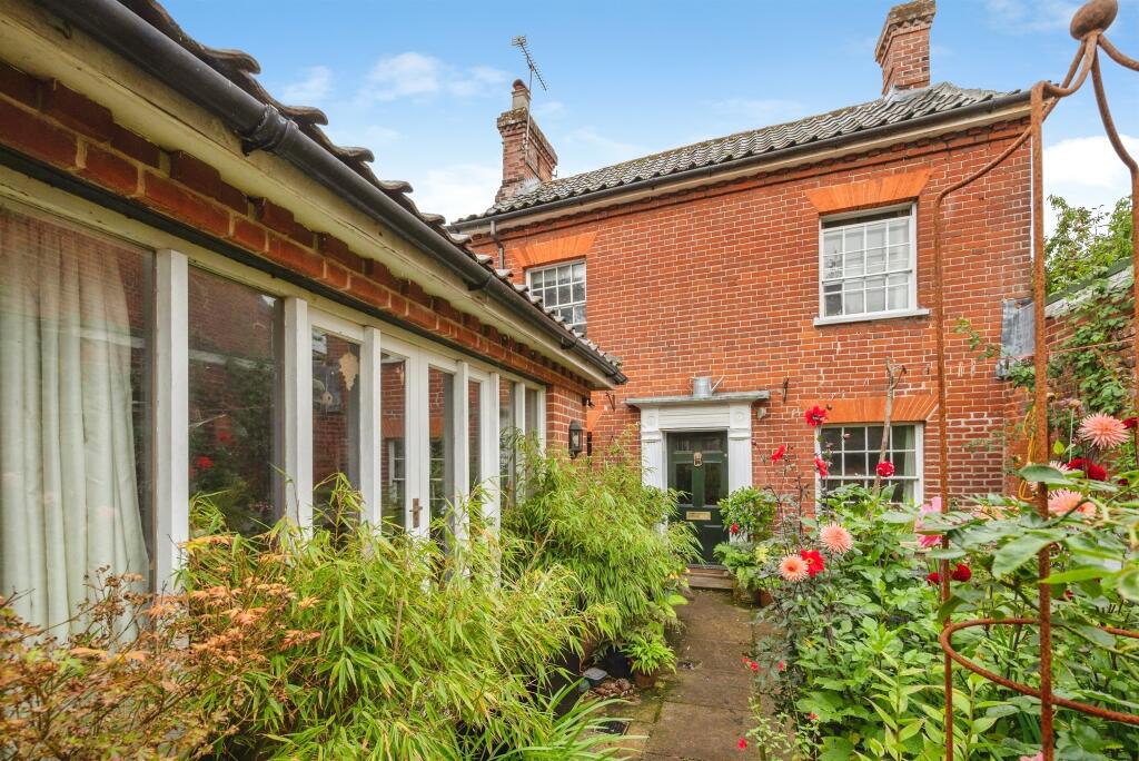 Main image of property: Dyes Loke, Aylsham, Norwich