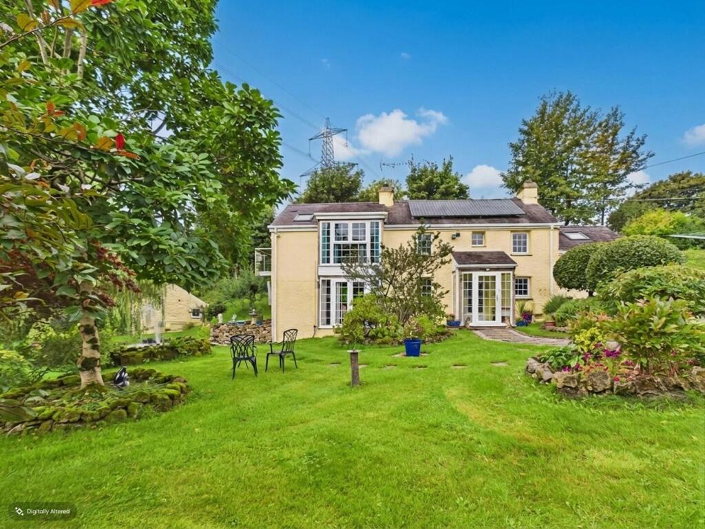 Main image of property: Tyn Lon, Treborth, Bangor