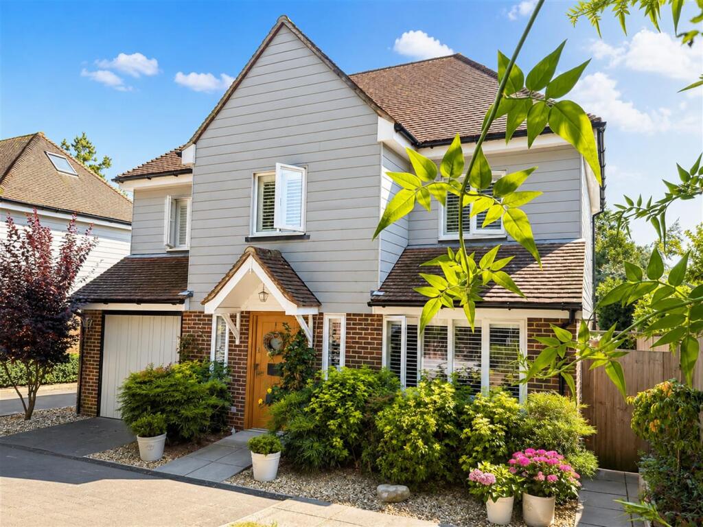 Main image of property: Eaton Close, Uckfield, TN22 1EQ