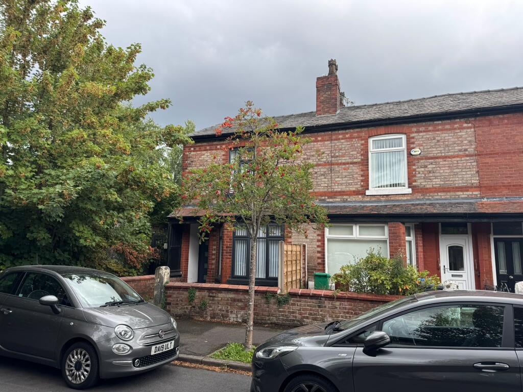 Main image of property: 24 Disley Avenue, Manchester. M20 1JU