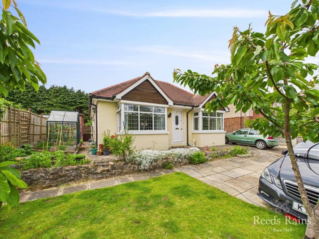 Main image of property: Stoney Haggs Rise, Scarborough, North Yorkshire, YO12
