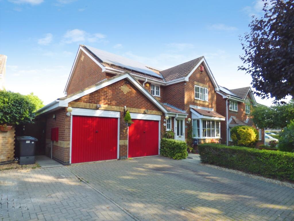Main image of property: Coltsfoot Close, Hedge End, Southampton