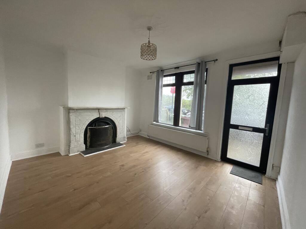 Main image of property: New Lane, Hilcote