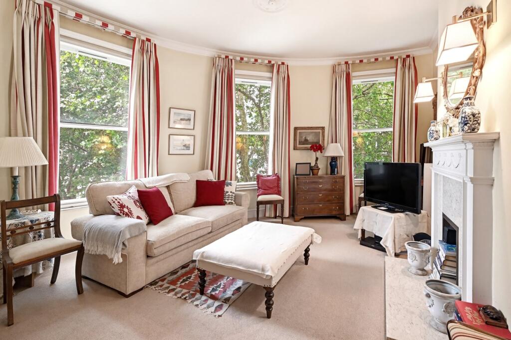 Main image of property: Salisbury House,
3 Drummond Gate, SW1V