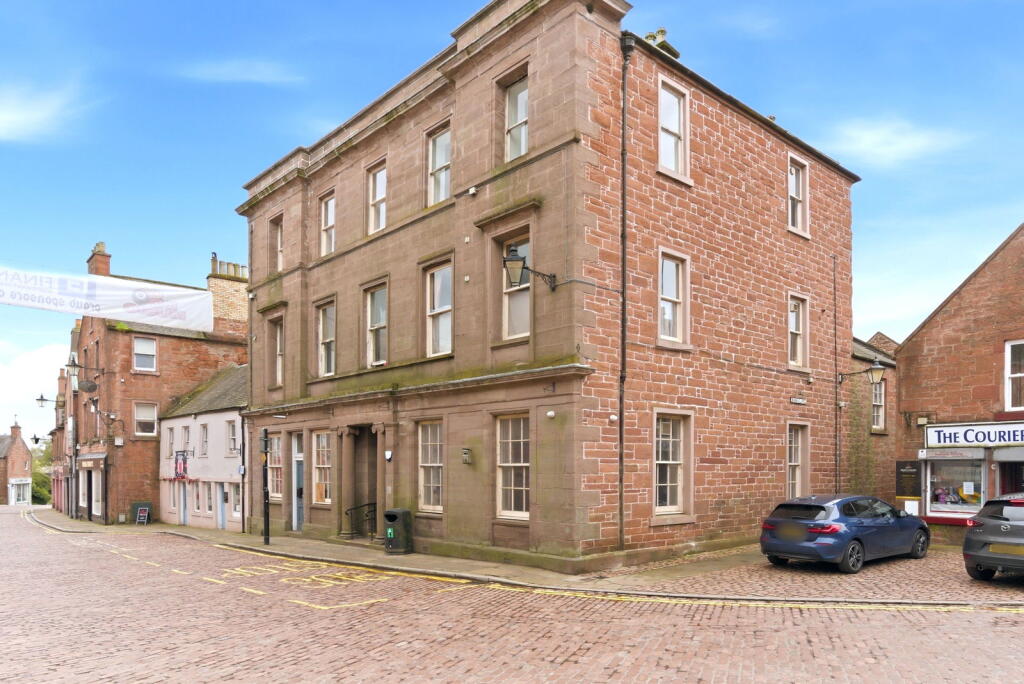 Main image of property: High Street, Kirriemuir, DD8 4EG