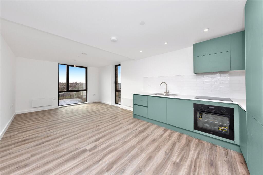 Main image of property: Viva Court, Kimpton Road, Luton, LU2