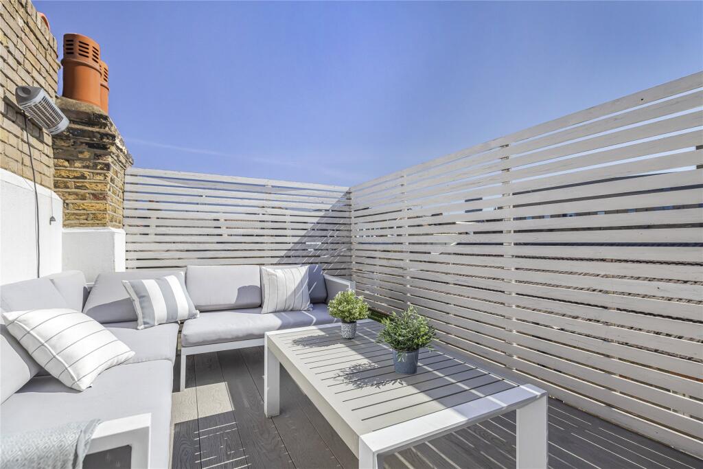 Main image of property: Byam Street, Fulham, London, SW6
