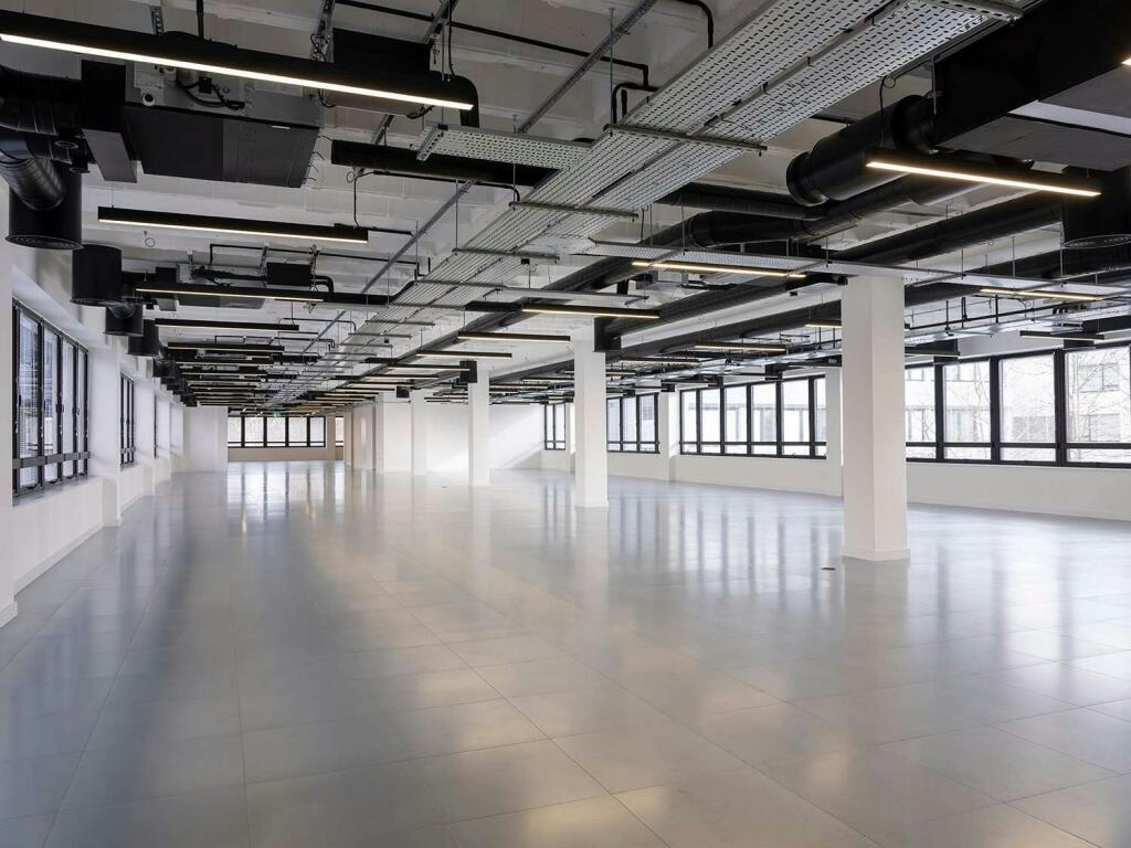 1st Floor 17 0005_l_gal.jpg
