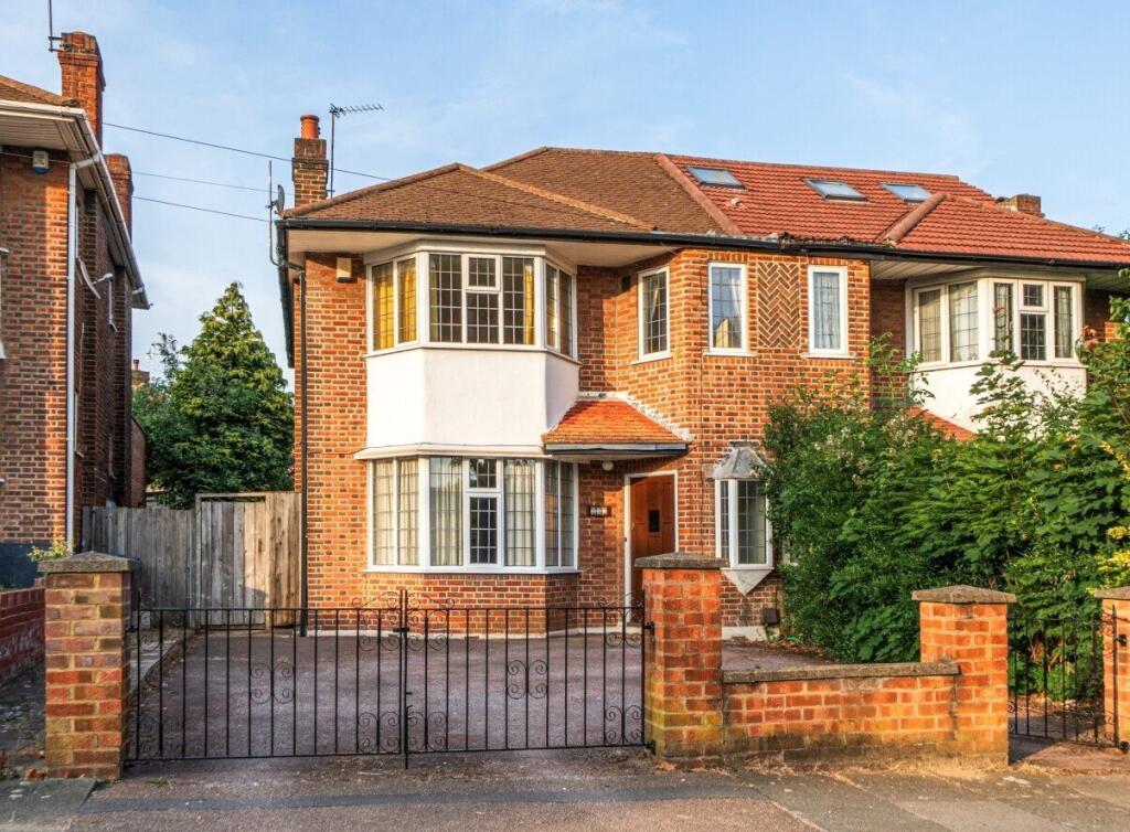 Main image of property: Hampden Way, London, N14