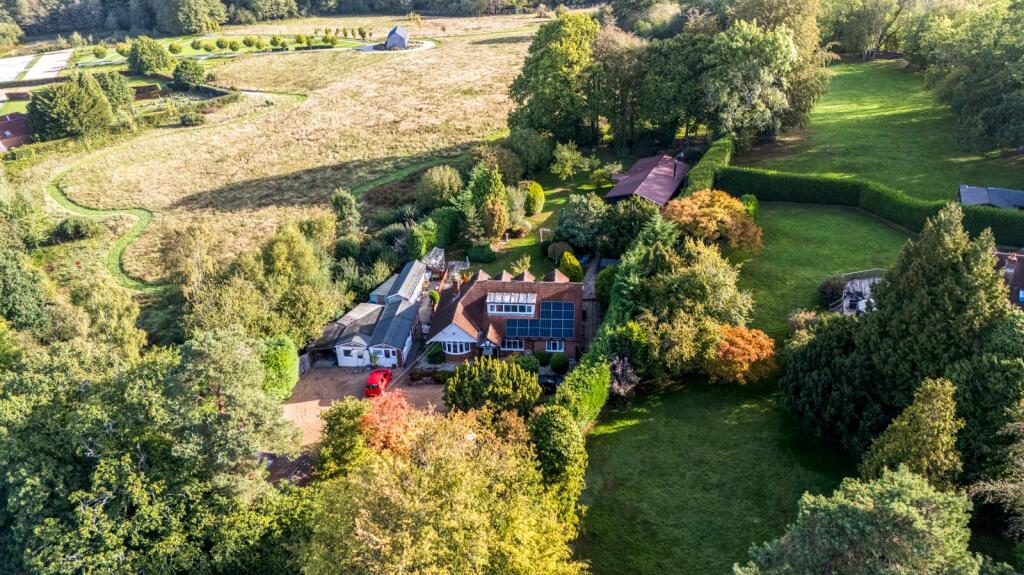 Main image of property: London Road, Crowborough, East Sussex, TN6