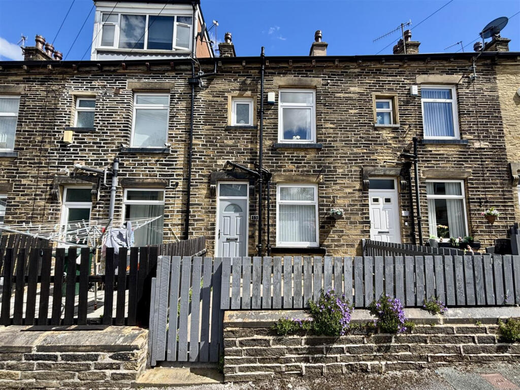 Main image of property: Aberdeen Terrace, Clayton, Bradford, West Yorkshire, BD14
