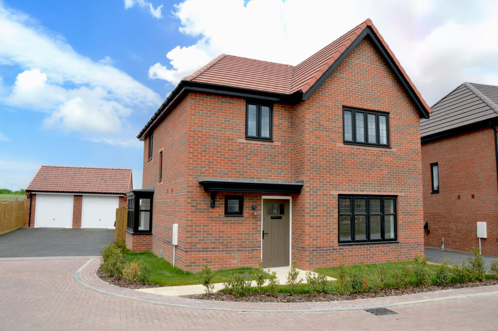 Main image of property: Henham Road,
Elsenham,
Essex,
CM22 6DH