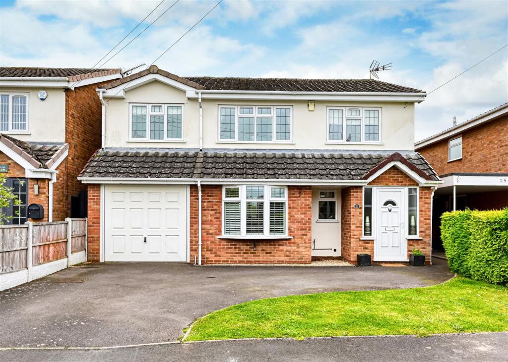 Main image of property: 23 Windsor Road, Pattingham, Wolverhampton, WV6 7DR