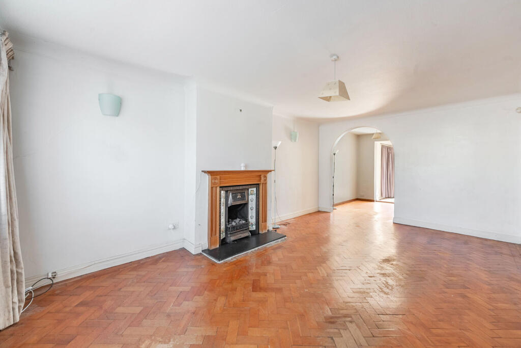 Main image of property: Southbourne Gardens, Ruislip, HA4
