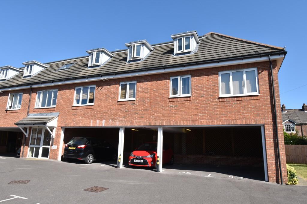 Main image of property: Middleton Mews, Station Road, Park Gate, Southampton, Hampshire