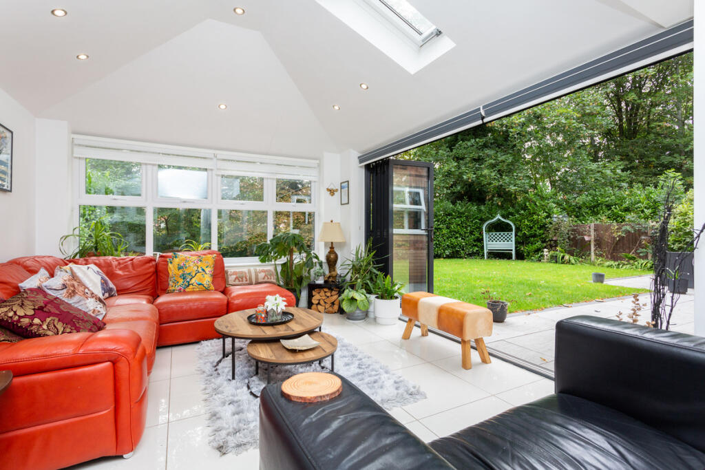 Main image of property: Uplands Chase, Fulwood, PR2