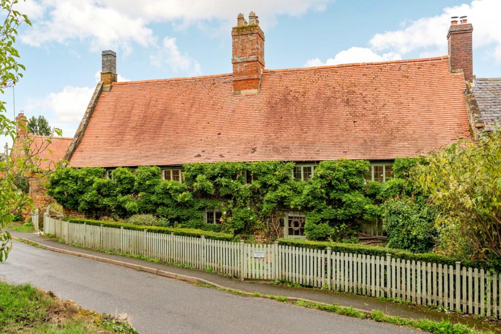Main image of property: Wardington, Oxfordshire