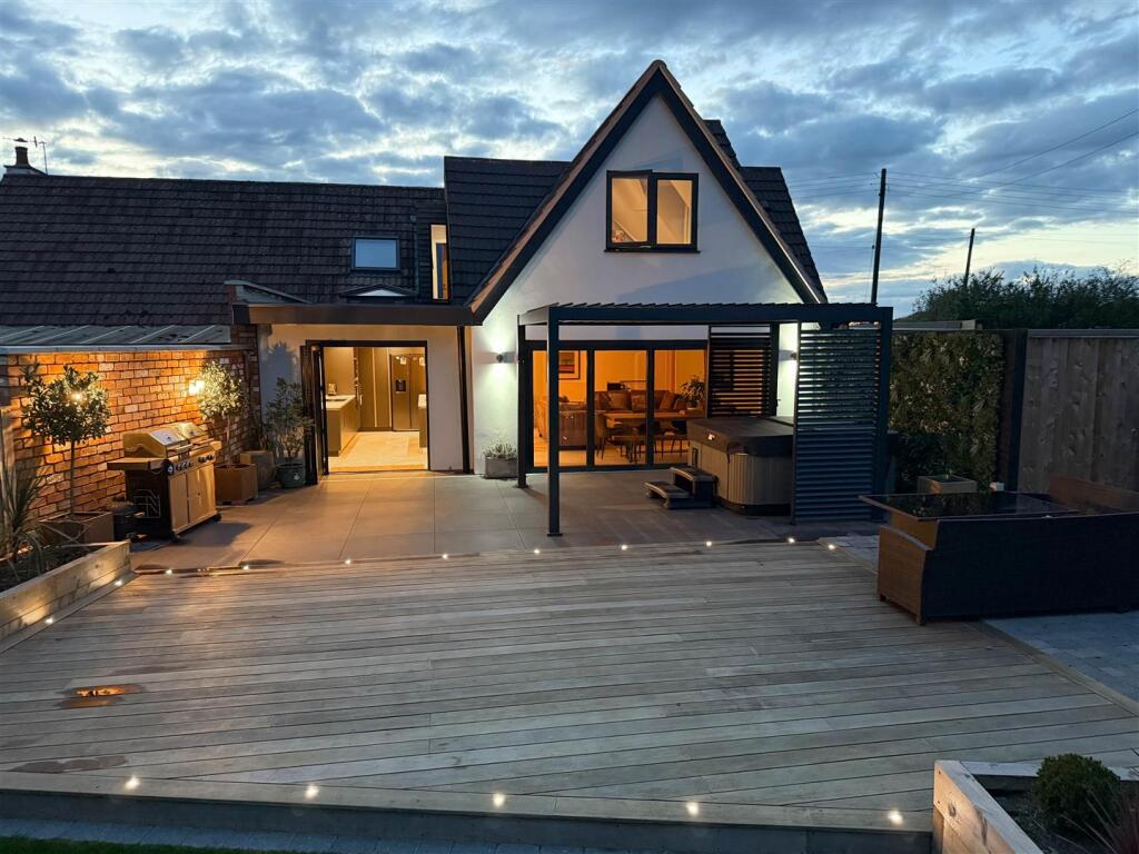 Main image of property: Suffield, Bransford, Worcester