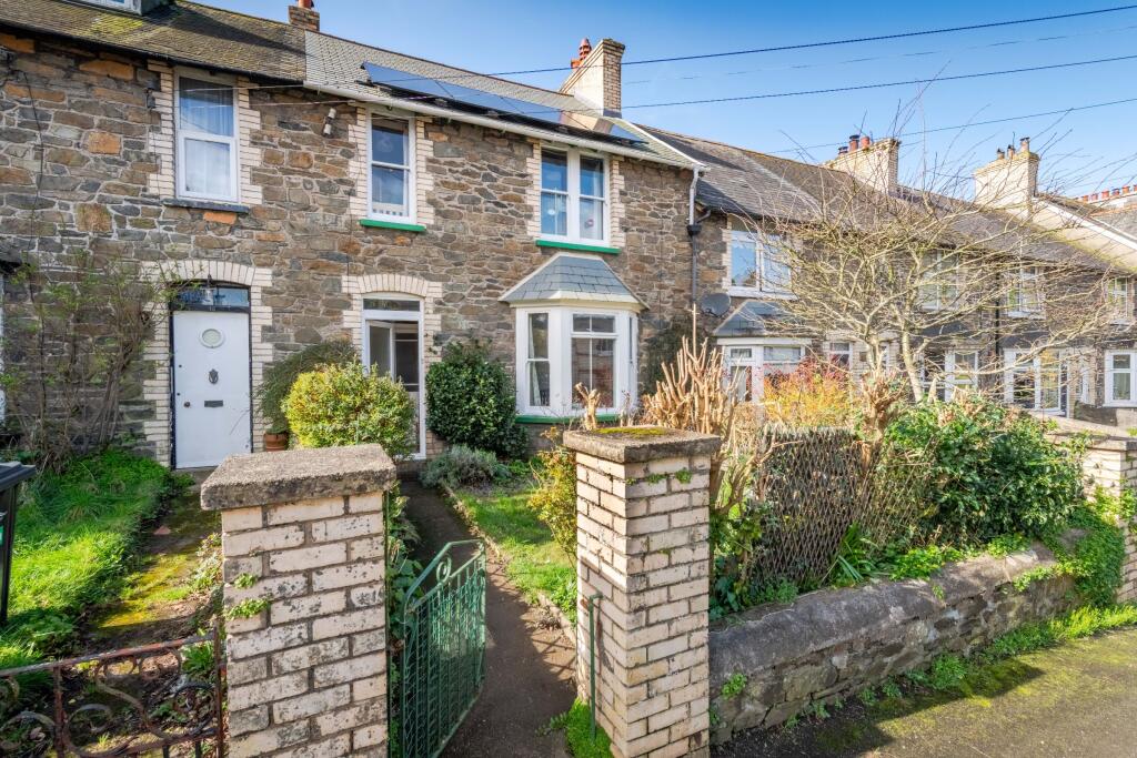 Main image of property: Crossmead, Lynton