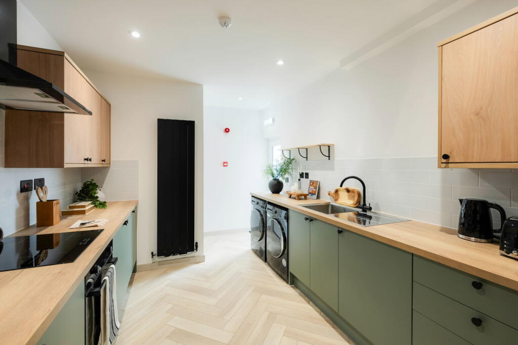 Main image of property: Faringdon Road, Swindon, Wiltshire, SN1 5DJ