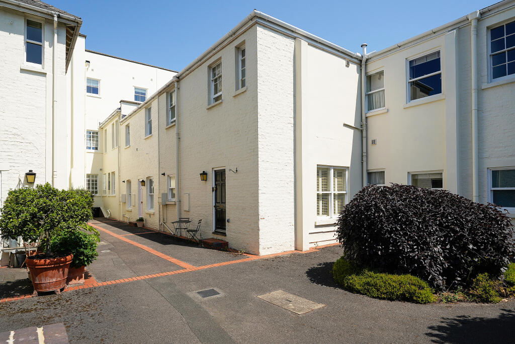 Main image of property: Suffolk Square