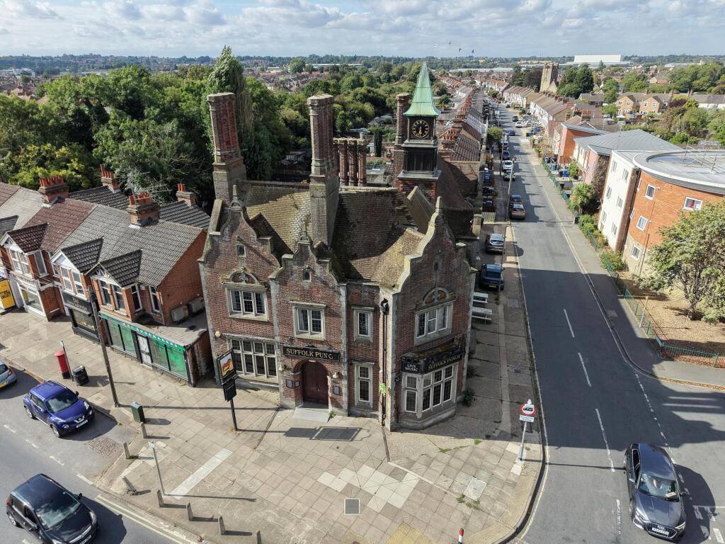 Main image of property: The Suffolk Punch, 429 Norwich Road, Ipswich, IP1 5DN