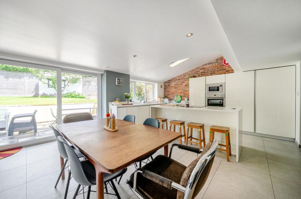 Main image of property: Lyon Grove, Worsley, M28