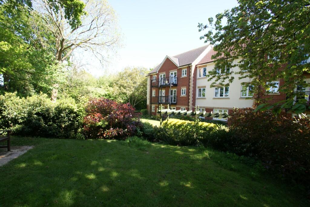 Main image of property: Silver Street, Nailsea, North Somerset, BS48
