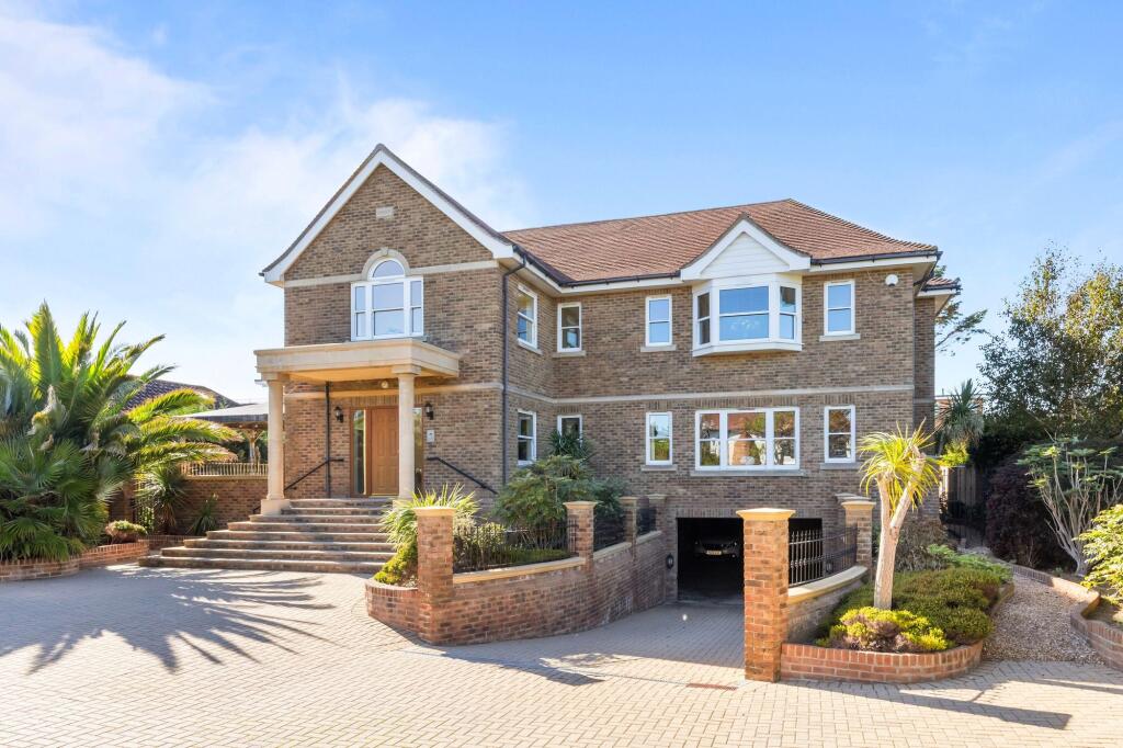 Main image of property: Sea Avenue, Rustington, BN16