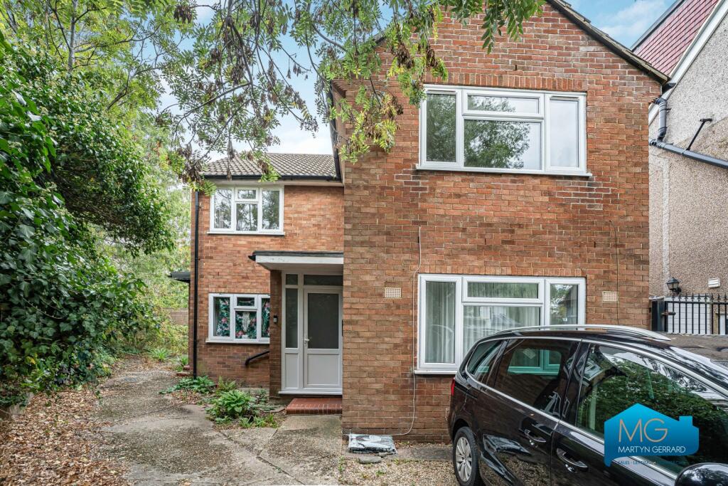 Main image of property: Hale Grove Gardens, London, NW7