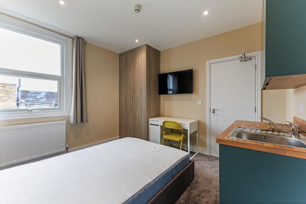 Main image of property: Fulham Palace Road, London, SW6